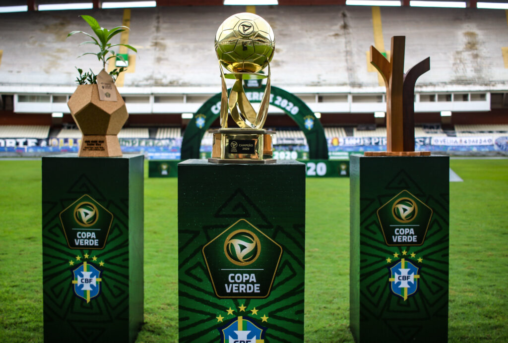 Imagem Ilustrando a Notícia: Vila Nova é o primeiro goiano a confirmar presença na Copa Verde