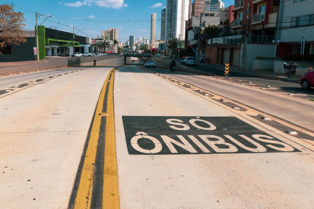 Imagem Ilustrando a Notícia: Trecho II do BRT está quase 90% concluído e deve ser inaugurado no aniversário de Goiânia