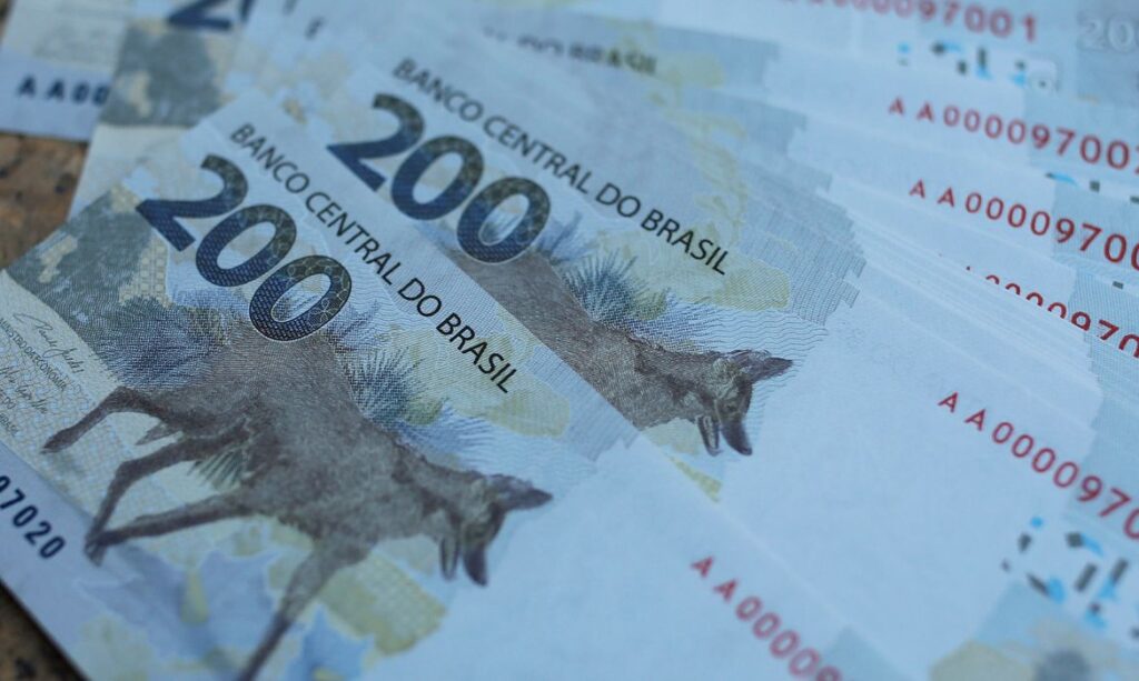Imagem Ilustrando a Notícia: Notas de R$ 200 completam um ano em circulação