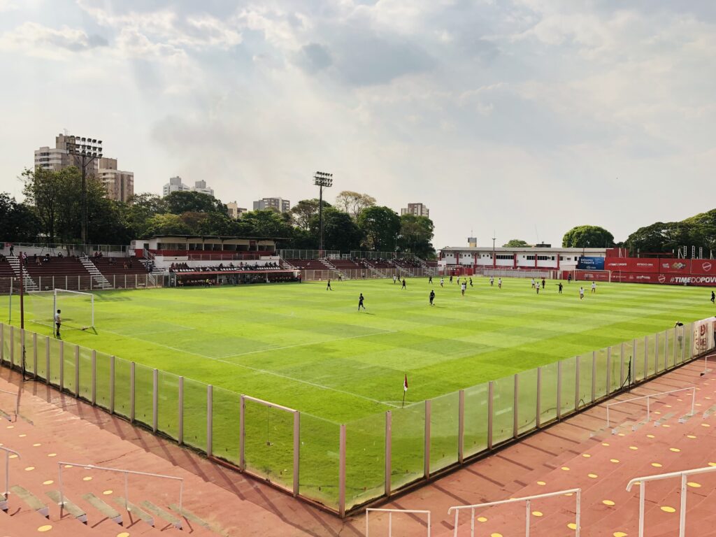 Imagem Ilustrando a Notícia: 106 torcedores comparecem ao primeiro evento-teste do retorno dos torcedores aos estádios de futebol de Goiânia