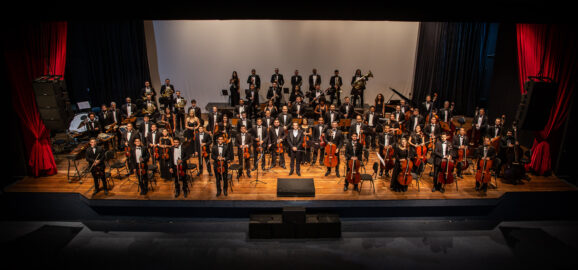 Imagem Ilustrando a Notícia: Orquestra Sinfônica apresenta clássicos sertanejos no Teatro Goiânia
