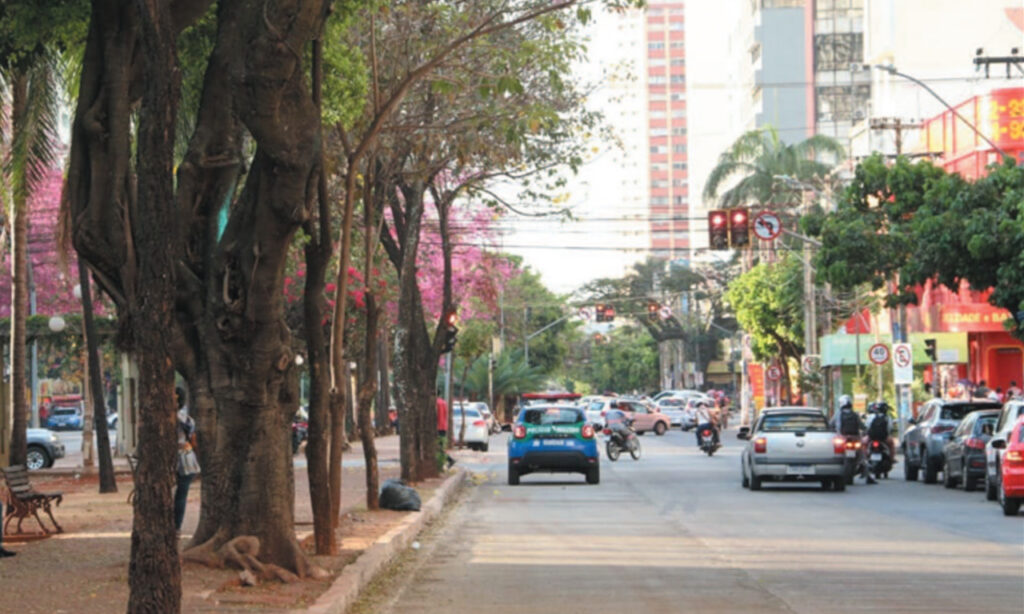 Imagem Ilustrando a Notícia: Estações do BRT travam entrega do trecho II na Praça Cívica