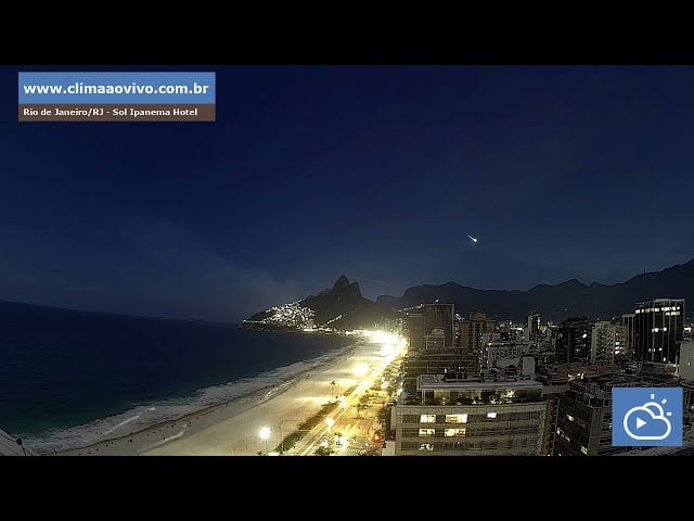 Imagem Ilustrando a Notícia: Meteoro entra na atmosfera terrestre e cruza quatro cidades brasileiras