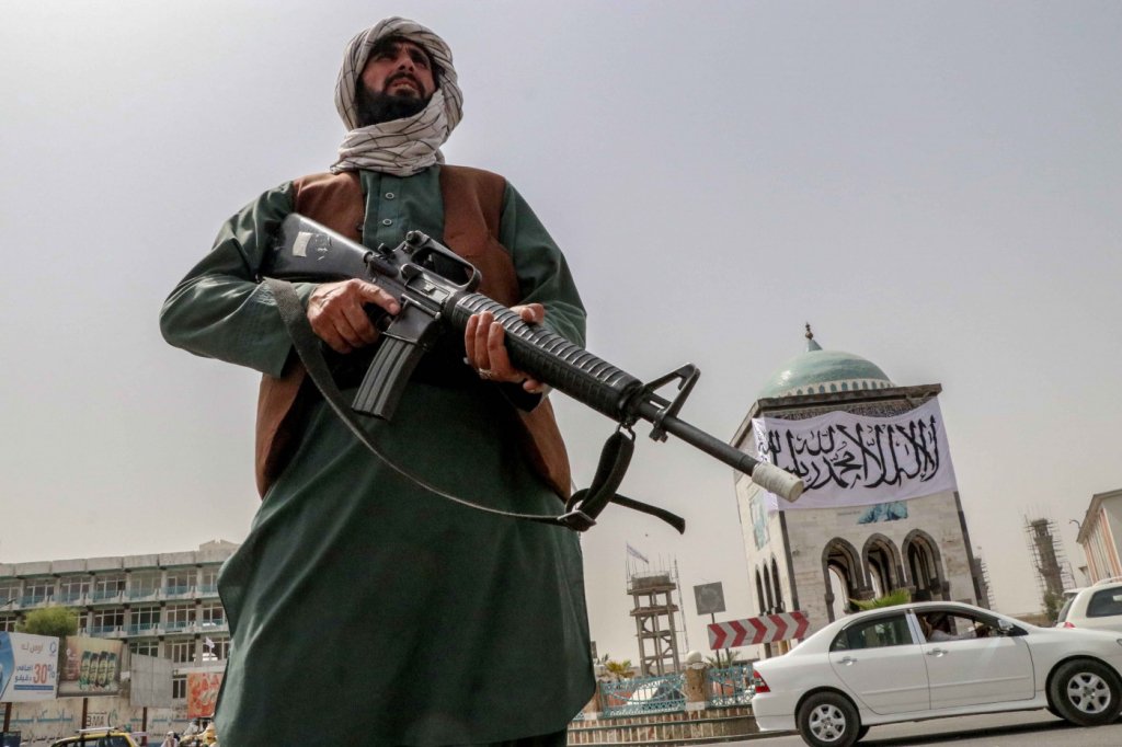 Imagem Ilustrando a Notícia: Talibã voltará a aplicar execuções e amputações como penalidades, diz chefe do sistema prisional do Afeganistão