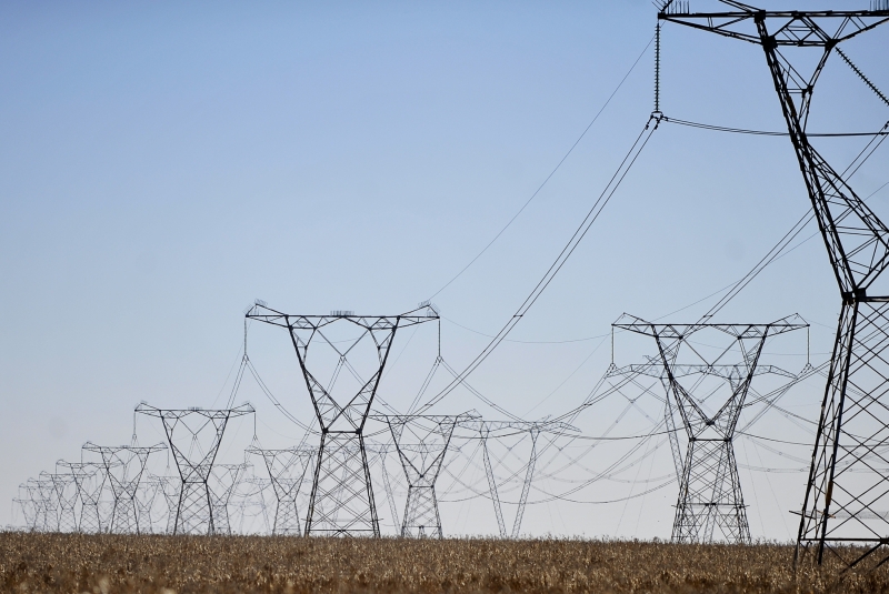 Imagem Ilustrando a Notícia: Presidente da Enel diz que preço da energia deve continuar alto ao menos até o final de novembro