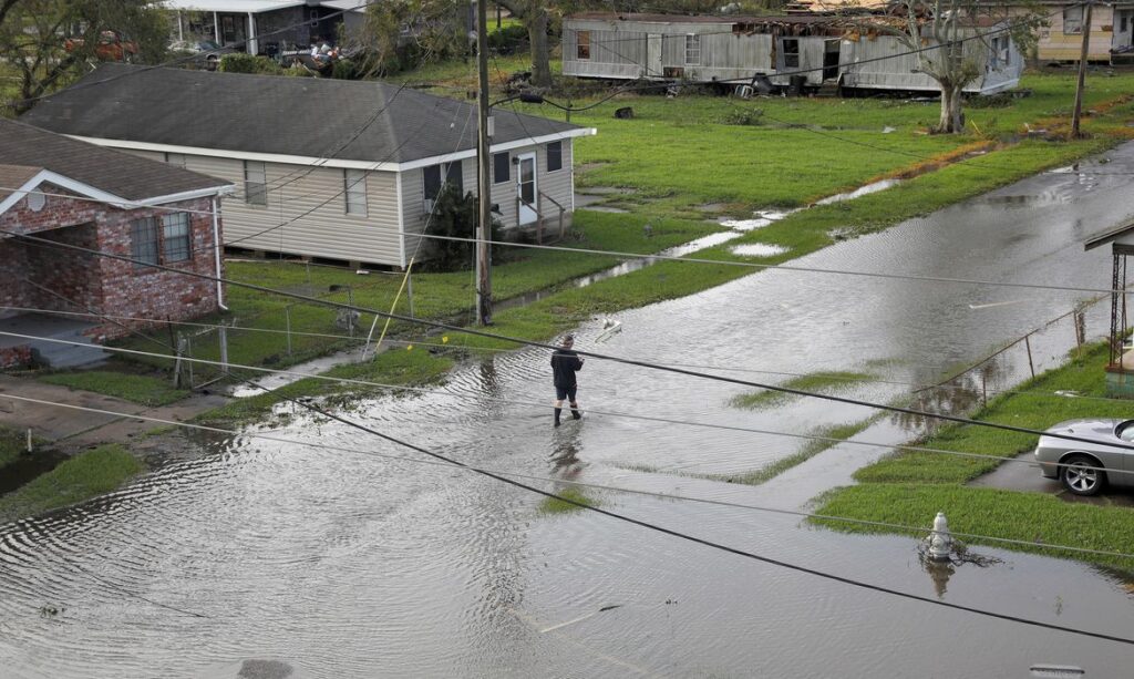 Imagem Ilustrando a Notícia: Chuvas do Ida inundam lares em Nova York e deixam 44 mortos