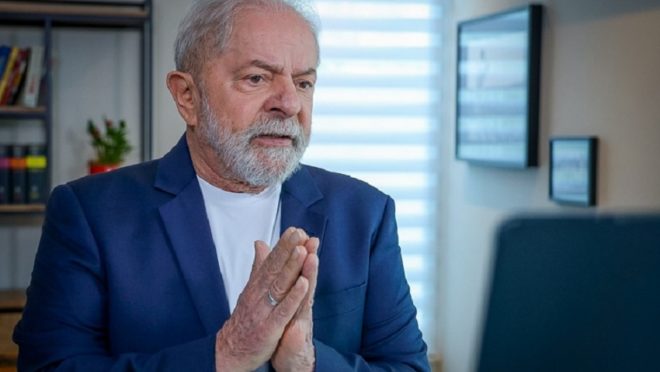Imagem Ilustrando a Notícia: Em evento do partido, Lula afirma que o PT tem defeitos e que ‘é preciso consertar’