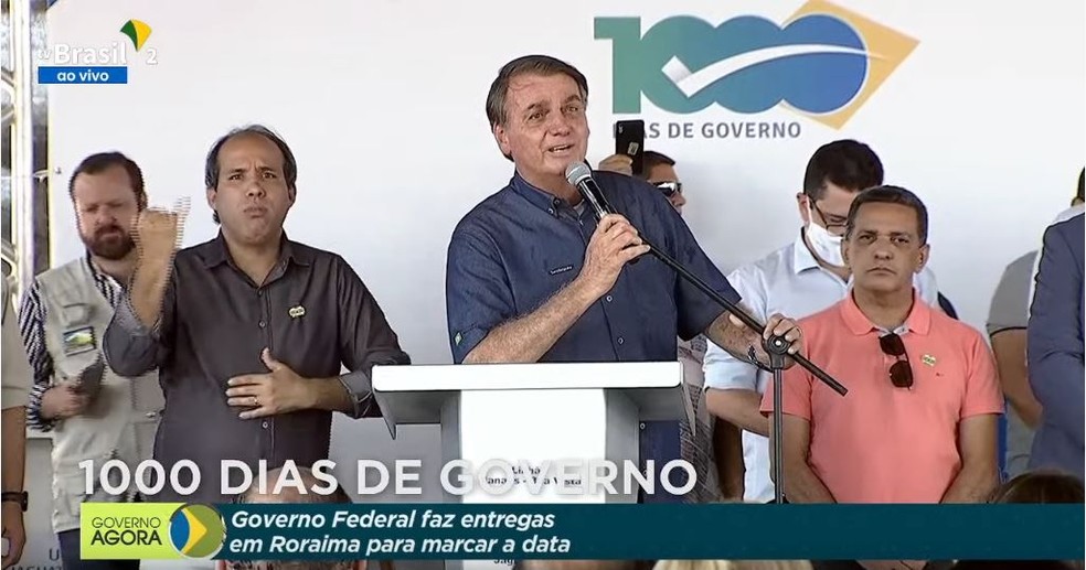 Imagem Ilustrando a Notícia: ‘Se Deus quiser, o preço do gás vai cair pela metade’, diz Bolsonaro em Boa Vista