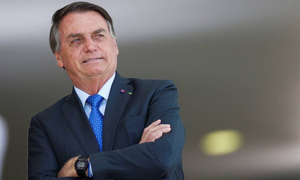 Imagem Ilustrando a Notícia: Bolsonaro repete ameaças e diz que 7 de Setembro será ultimato a ministros do STF