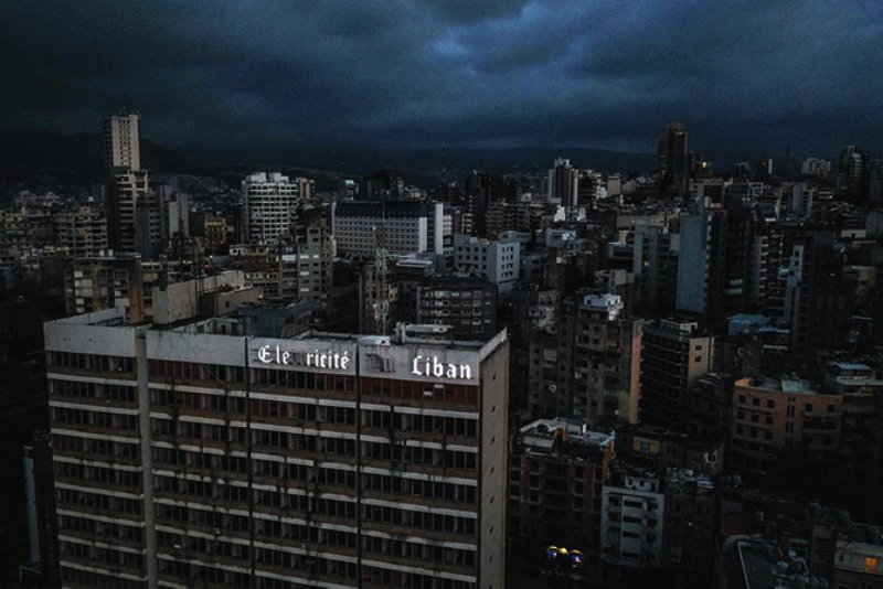 Imagem Ilustrando a Notícia: Após apagão total, Líbano tem retorno parcial de energia elétrica