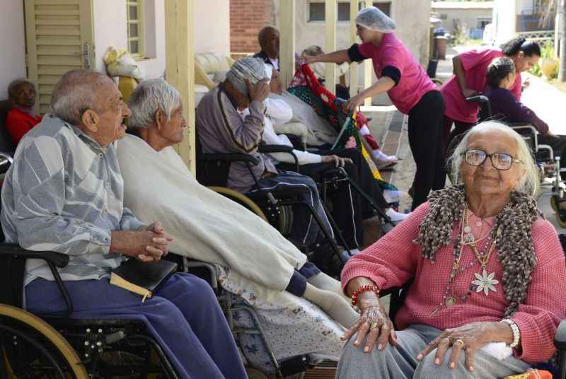 Imagem Ilustrando a Notícia: Violência contra idosos cresceu 70% durante a pandemia