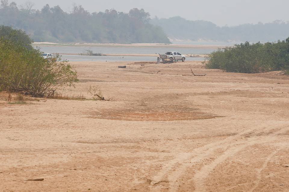 Imagem Ilustrando a Notícia: Extinção de afluentes do Rio Araguaia vira caso de polícia