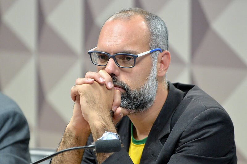 Imagem Ilustrando a Notícia: STF: Nunes Marques mantém contas de Allan dos Santos bloqueadas