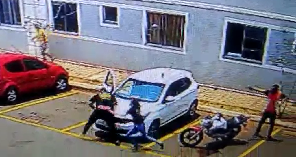 Imagem Ilustrando a Notícia: PC-GO prende suspeito de tripla tentativa de homicídio em Valparaíso