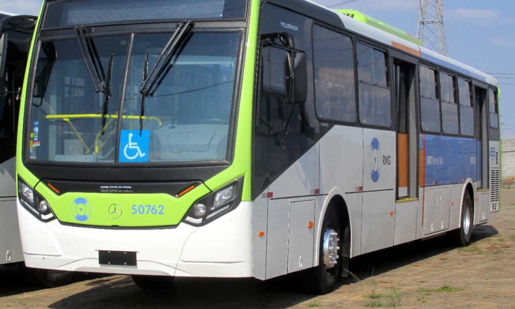 Imagem Ilustrando a Notícia: Ônibus para circular no BRT chegam a Goiânia, mas obra atrasa novamente