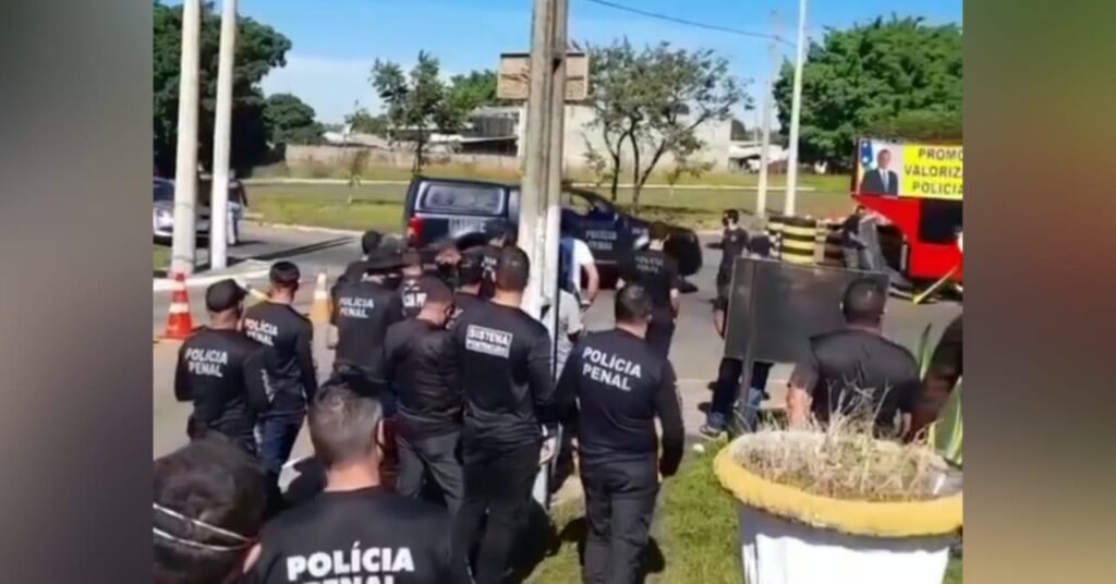 Imagem Ilustrando a Notícia: Servidores da Segurança Pública marcam protestos para cobrar reajuste salarial, em Goiânia