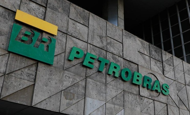 Imagem Ilustrando a Notícia: Em meio a alta inflação, acionistas da Petrobras registram lucros bilionários
