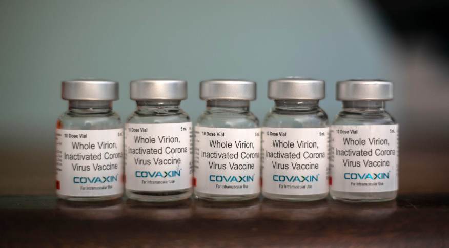 Imagem Ilustrando a Notícia: OMS aprova uso emergencial da Covaxin, vacina indiana contra a Covid-19
