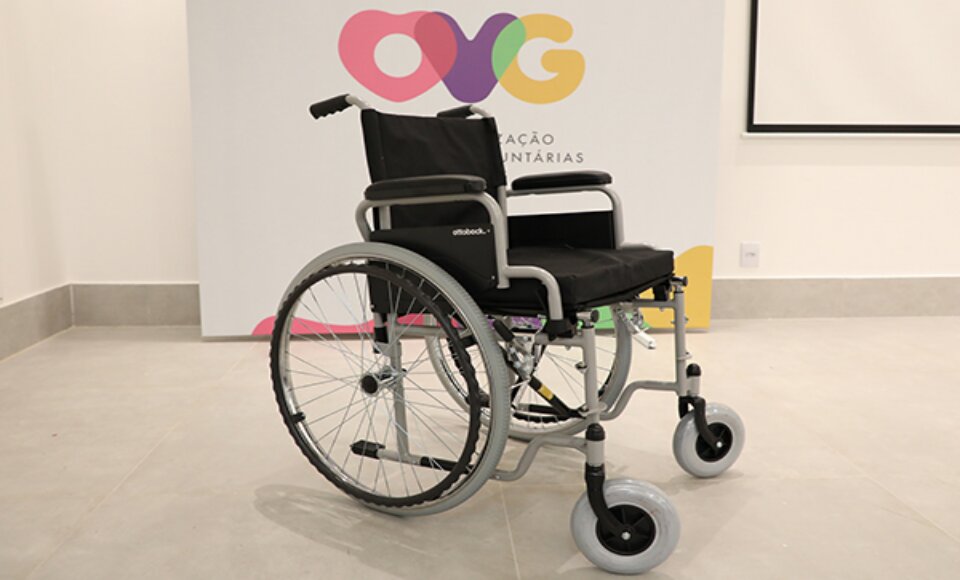 Imagem Ilustrando a Notícia: OVG e Governo de Goiás doam cadeiras de rodas para crianças em vulnerabilidade social