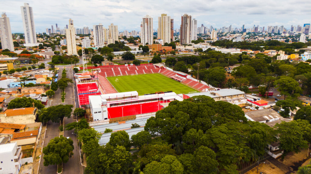 Imagem Ilustrando a Notícia: Vila Nova faz promoção de ingressos para Copa Verde e Série B