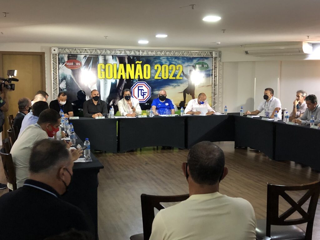 Imagem Ilustrando a Notícia: FGF detalha partidas da primeira fase do Campeonato Goiano 2022; confira todos os jogos