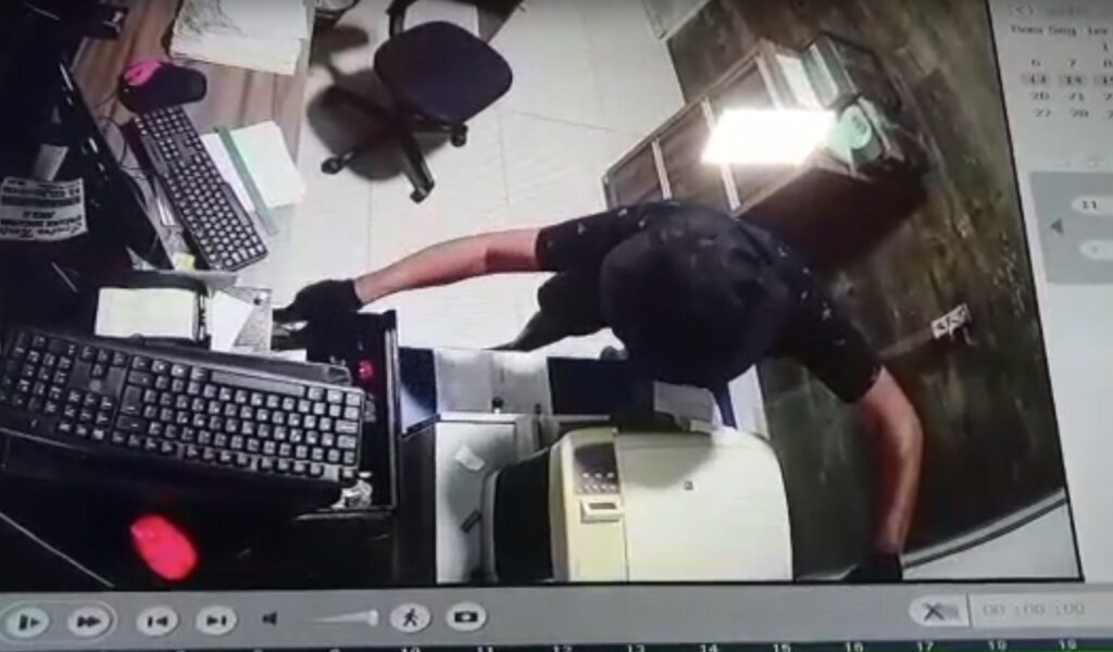 Imagem Ilustrando a Notícia: “MacGyver do cerrado”: PC prende suspeito de invadir e furtar supermercados no norte goiano