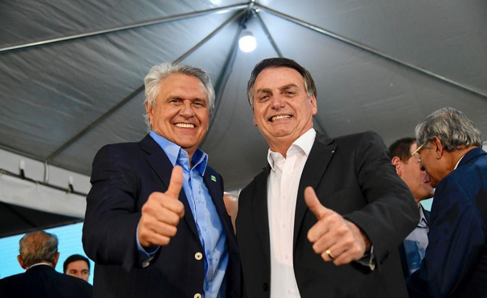 Imagem Ilustrando a Notícia: Corrida presidencial: Ronaldo Caiado não deve apoiar reeleição de Bolsonaro; entenda os motivos