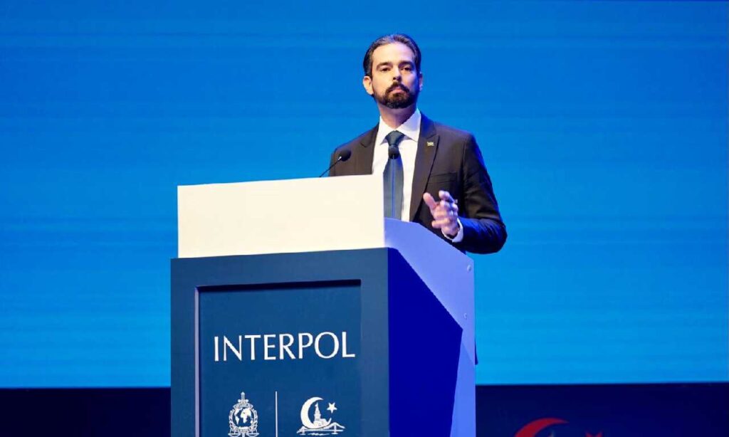 Imagem Ilustrando a Notícia: PF brasileira fica com vice-presidência da Interpol pela primeira vez