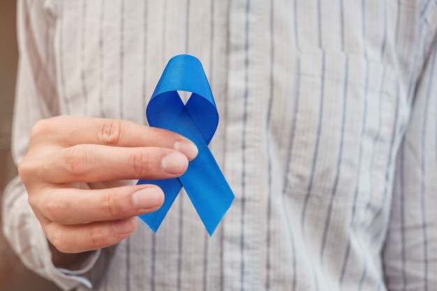 Imagem Ilustrando a Notícia: Novembro Azul alerta para o diagnóstico e tratamento do câncer de próstata durante a pandemia