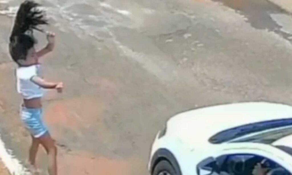 Imagem Ilustrando a Notícia: Menina atropelada está internada em estado grave na UTI do Hugol em Goiânia