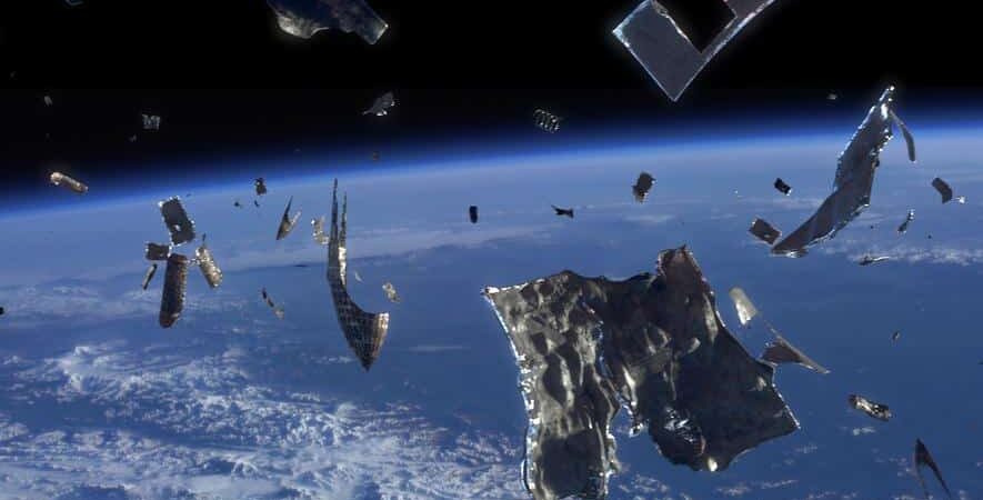Imagem Ilustrando a Notícia: Estação Espacial é obrigada a fazer manobra para desviar de lixo espacial