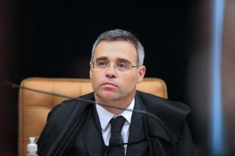 Imagem Ilustrando a Notícia: André Mendonça será relator de Ação Direta contra aumento do fundo eleitoral