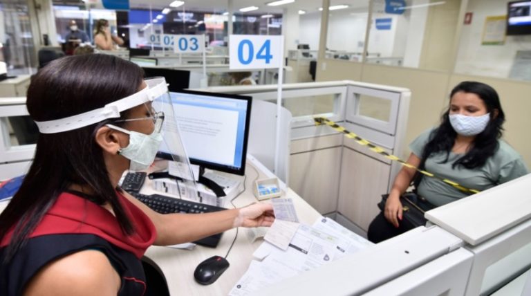 Imagem Ilustrando a Notícia: Procon Goiás: telefonia foi o setor com maior número de reclamações em novembro