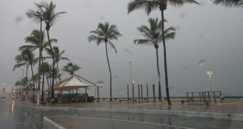 Imagem Ilustrando a Notícia: Fortes chuvas causadas por ciclone provocam inundações e castigam ao menos 24 cidades da Bahia