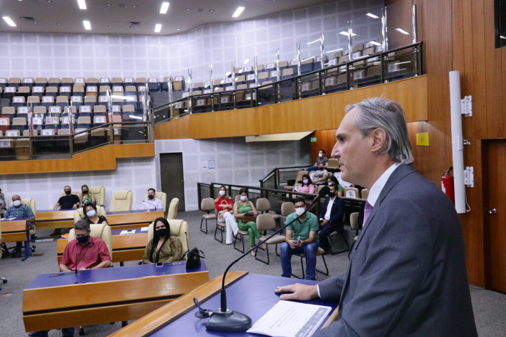 Imagem Ilustrando a Notícia: Secretaria da Saúde presta contas durante audiência pública na Câmara Municipal