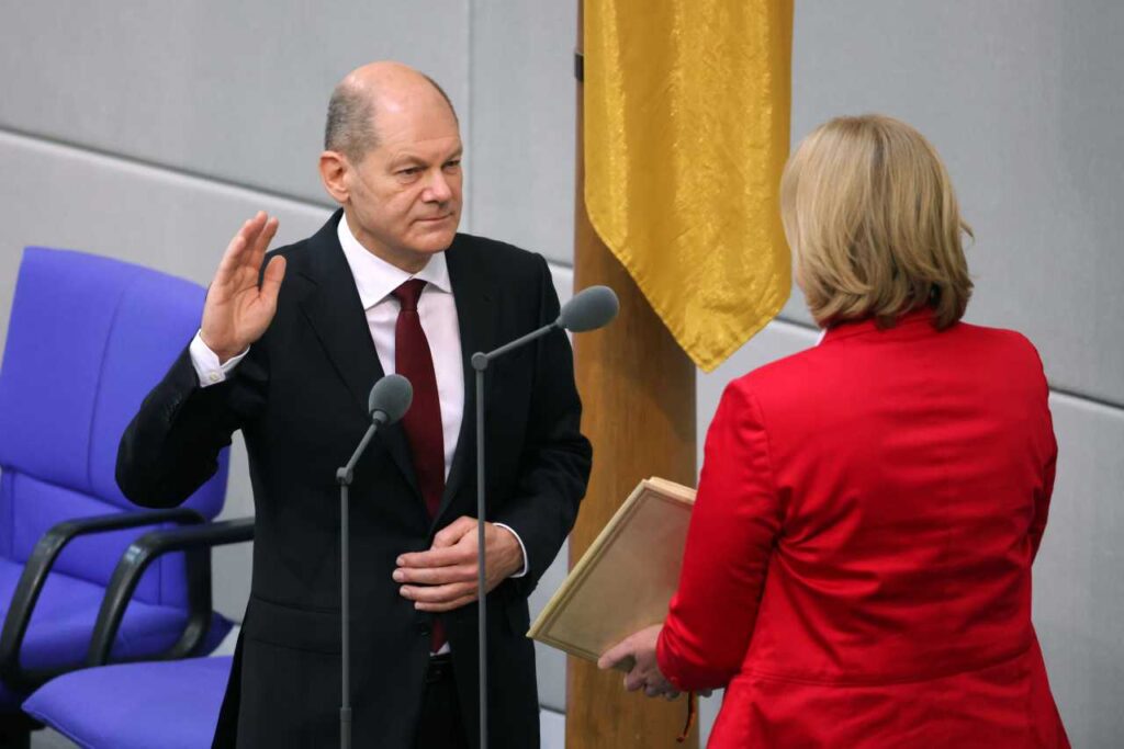 Imagem Ilustrando a Notícia: Após 16 anos de Angela Merkel, Olaf Scholz é novo chanceler da Alemanha