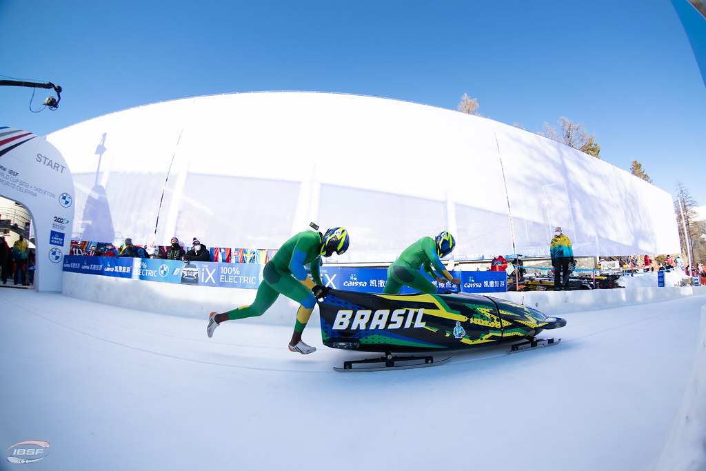 Imagem Ilustrando a Notícia: Time Brasil terá 11 atletas nos Jogos Olímpicos de Inverno Pequim 2022