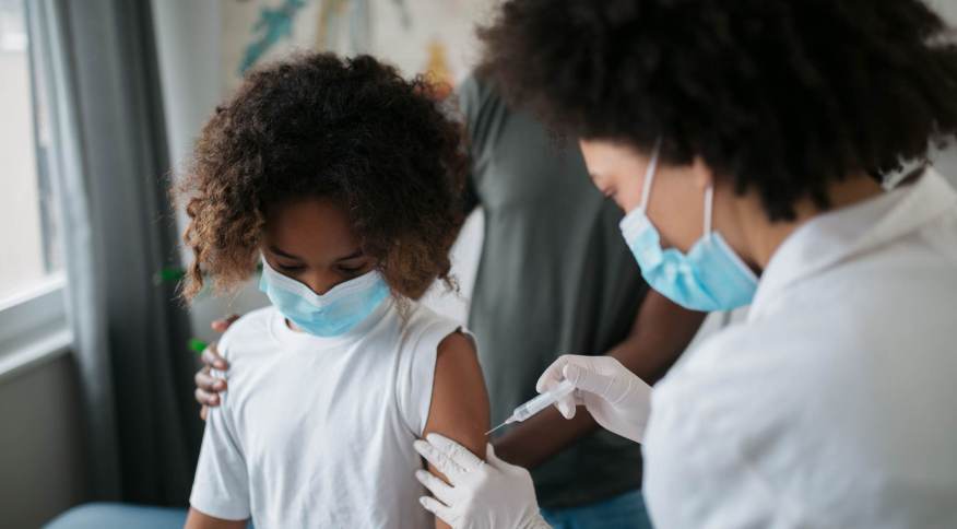 Imagem Ilustrando a Notícia: Crianças entre 5 e 11 anos serão vacinadas contra a Covid-19 a partir do dia 17 em Goiás