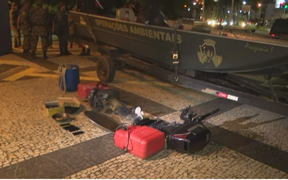 Imagem Ilustrando a Notícia: Polícia Militar desmonta garimpo ilegal ao longo do Rio Corumbá, na zona rural de Pires do Rio