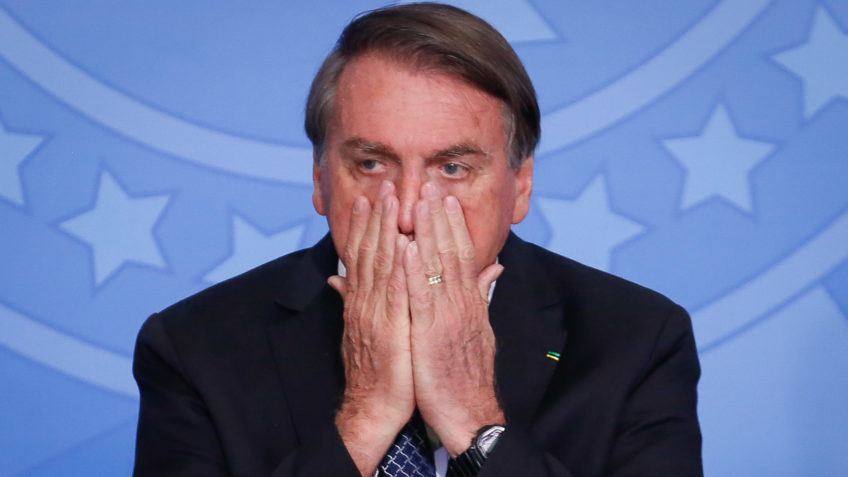 Imagem Ilustrando a Notícia: Governo Bolsonaro: Brasil cai em ranking mundial de percepção de corrupção e ocupa 96º lugar