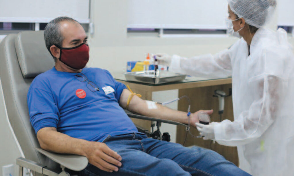 Imagem Ilustrando a Notícia: Com déficit em estoques, Hemocentro e hospitais de Goiás precisam de doação de sangue