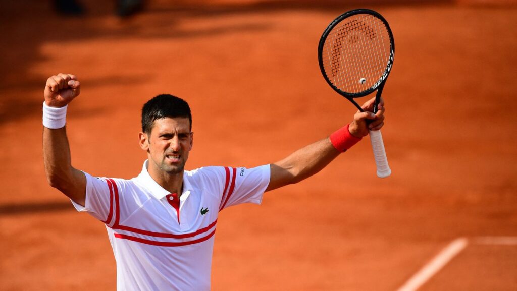 Imagem Ilustrando a Notícia: Juiz determina que Djokovic seja liberado da instalação de detenção temporária na Austrália
