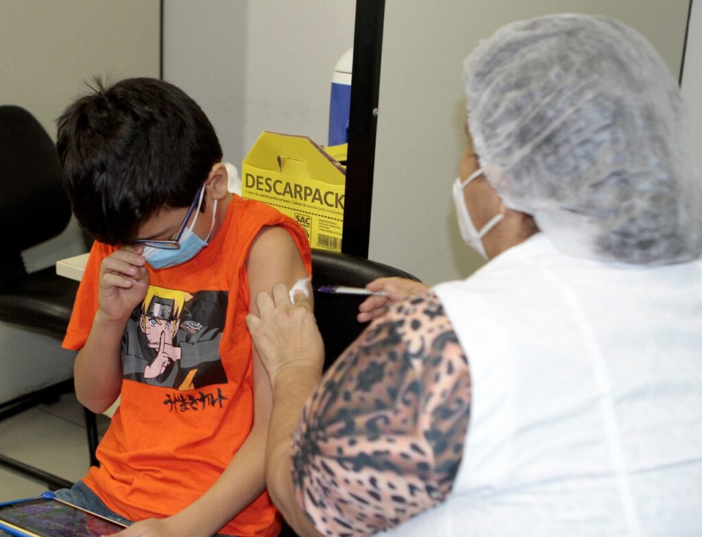 Imagem Ilustrando a Notícia: Confira os locais de vacinação contra Covid-19 disponibilizados em Goiânia para este sábado (29)