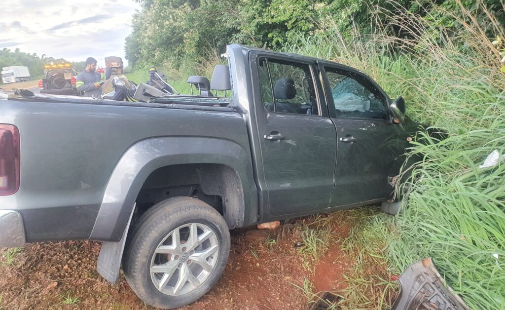 Imagem Ilustrando a Notícia: Motorista morre após tentar fazer ultrapassagem perigosa na BR-153, em Goiatuba