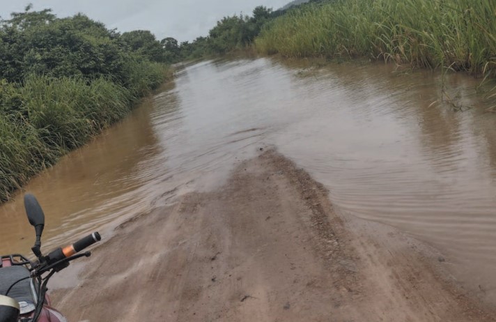 Imagem Ilustrando a Notícia: “Estou desesperado”, diz prefeito de Divinópolis sobre chuvas no interior goiano