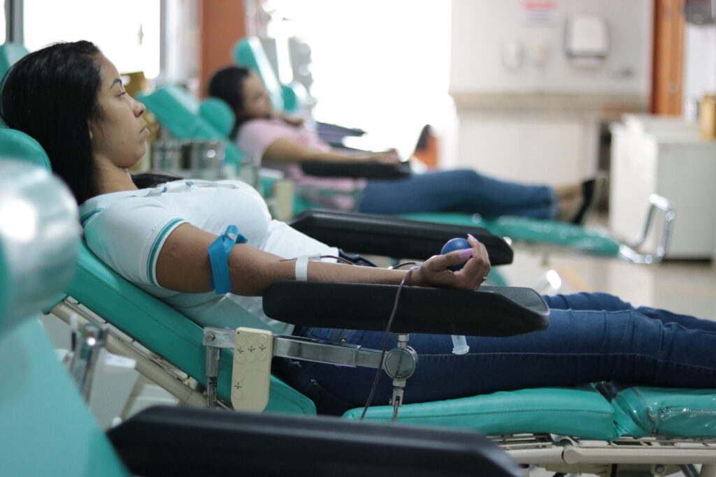 Imagem Ilustrando a Notícia: Dia Nacional do Doador de Sangue: Rede Hemo entrega lembranças para doadores nesta sexta