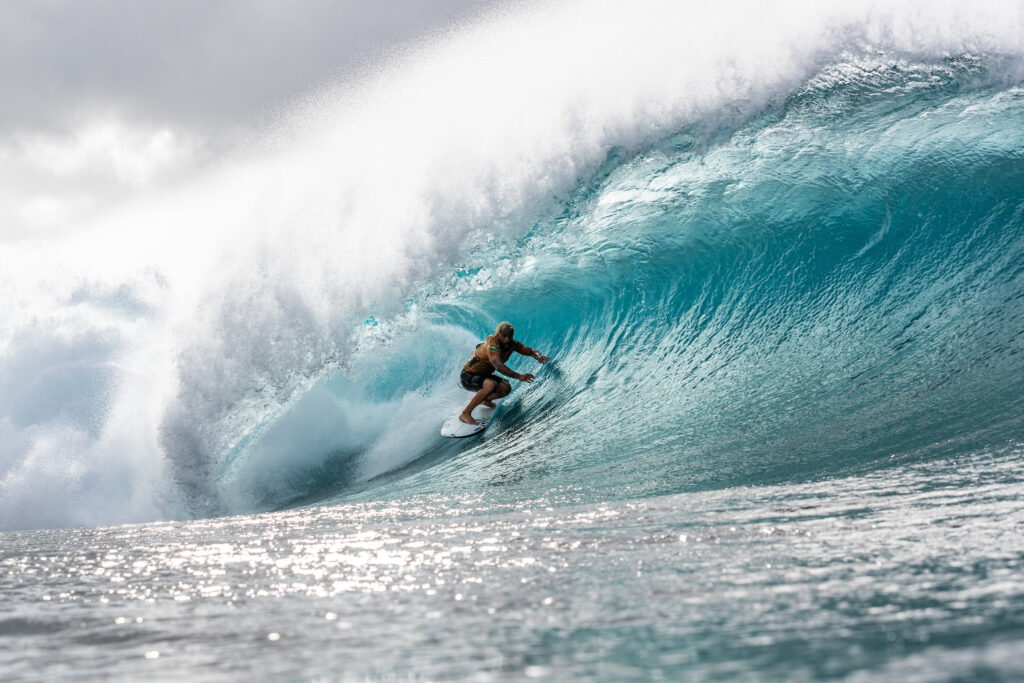 Imagem Ilustrando a Notícia: No Havaí, brasileiros iniciam a temporada 2022 da Liga Mundial de Surfe