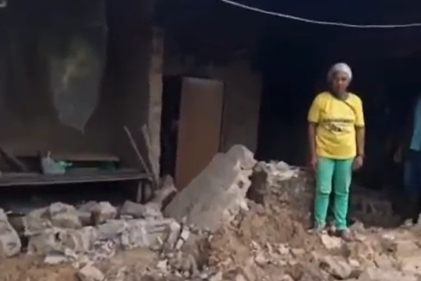 Imagem Ilustrando a Notícia: Imagens mostram casas destruídas pelas fortes chuvas em comunidades de Cavalcante
