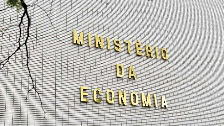 Imagem Ilustrando a Notícia: Balcão Único para abertura de empresas chega a Goiás; entenda como funciona o sistema