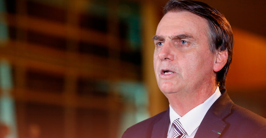 Imagem Ilustrando a Notícia: Governo Bolsonaro avalia elevar valor do fundão eleitoral para R$ 5,7 bilhões em 2022